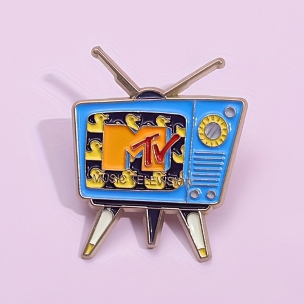 MTV OIL DRIPPED ENAMEL PIN LAPEL PIN BROOCH NWT - Picture 2 of 12